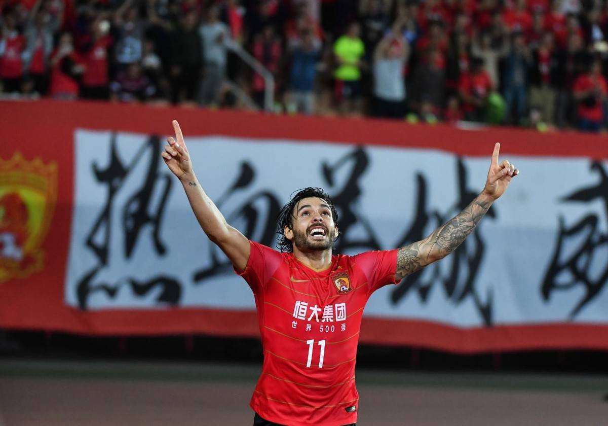 上海上港携亚冠之帅穆里奇冲击亚冠淘汰赛,或成中超最大黑马的简单介绍 上海上港携亚冠之帅穆里奇冲击亚冠淘汰赛,或成中超最大黑马的简单介绍