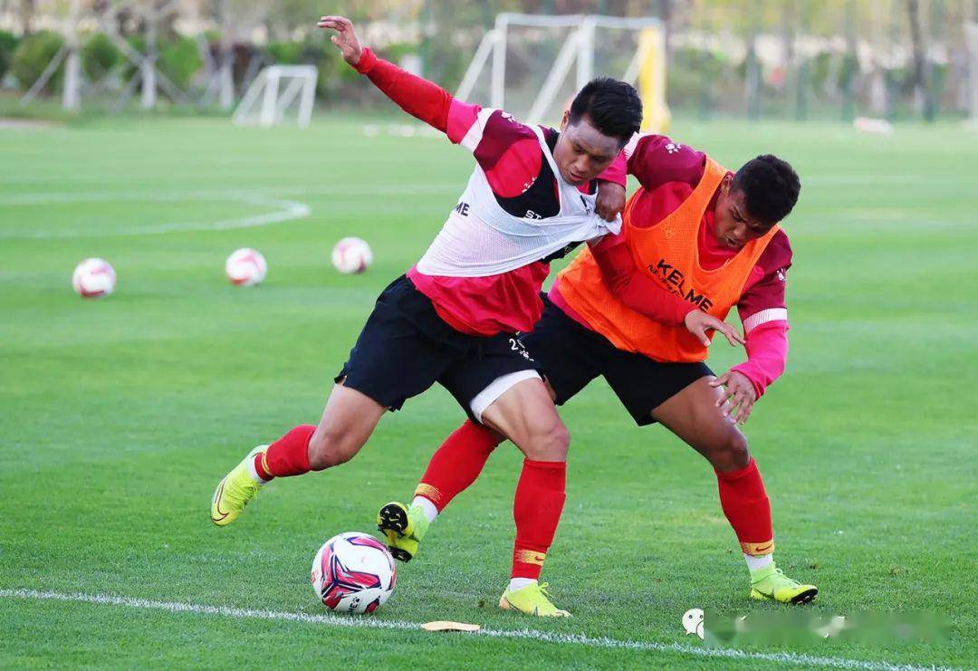 开云体育官方网站-切沃球队状态回暖，教练重新调整战术备战的简单介绍