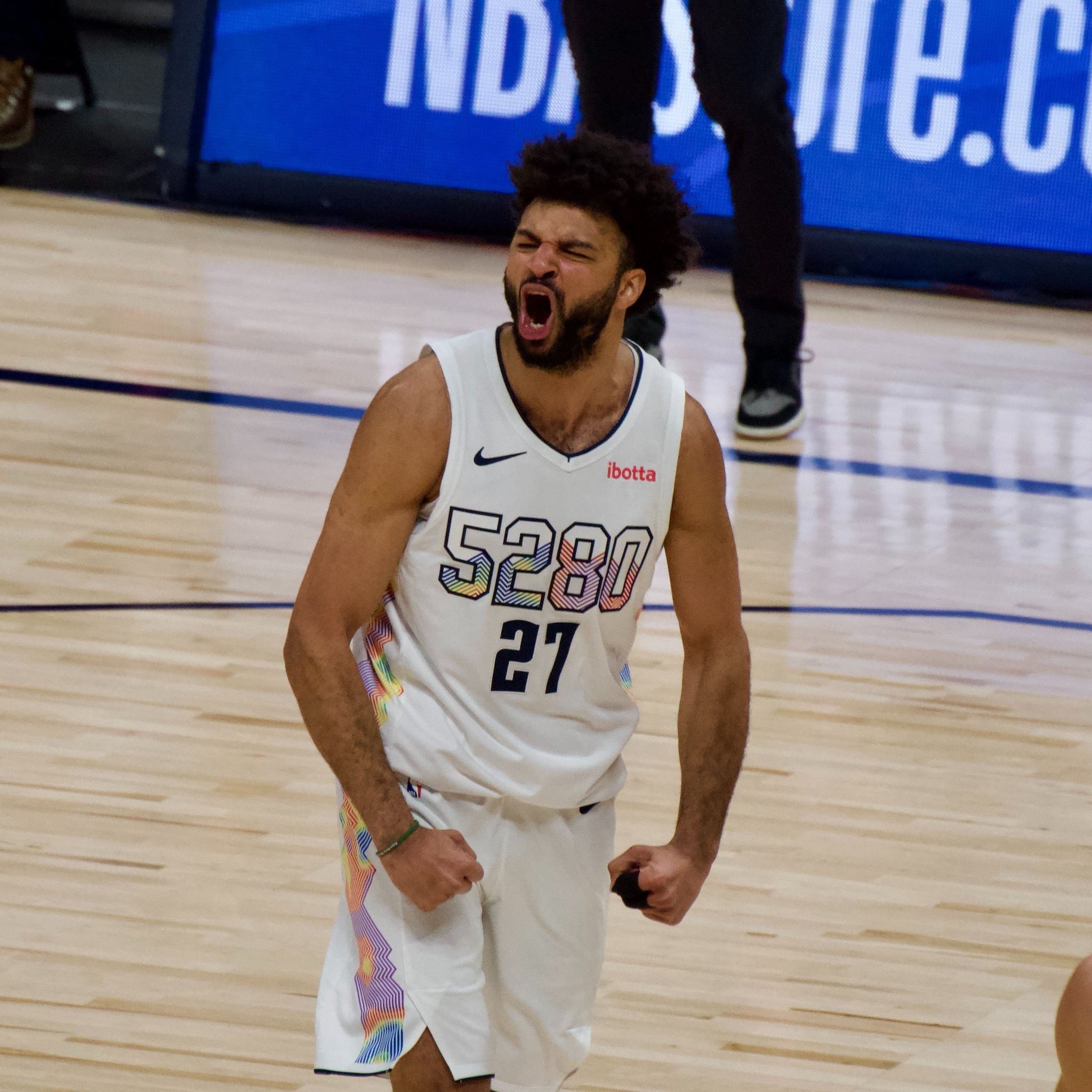 穆雷受伤恐影响球队季后赛希望的简单介绍 穆雷受伤恐影响球队季后赛希望的简单介绍