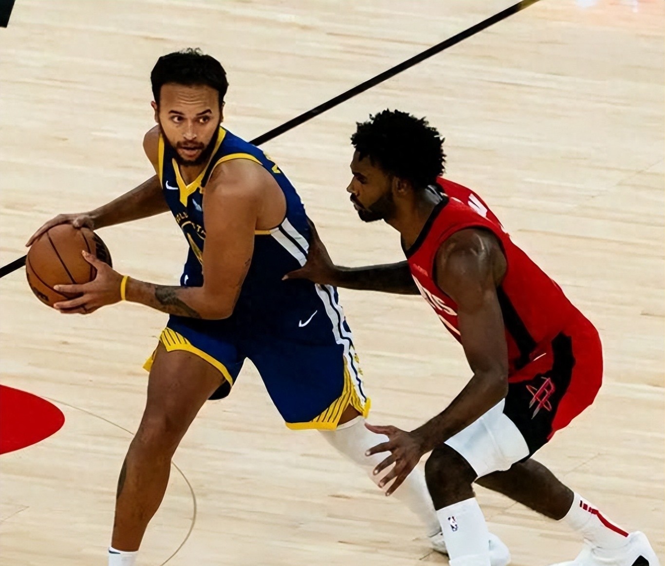 关于队长受伤后勇士队战绩大幅下滑,急需解决伤病问题的信息 关于队长受伤后勇士队战绩大幅下滑,急需解决伤病问题的信息