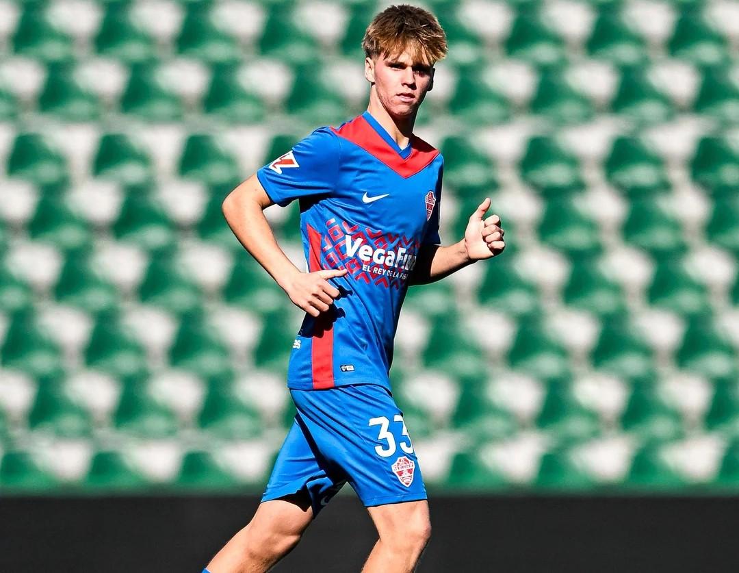 马德里竞技青训球员出场，表现抢眼