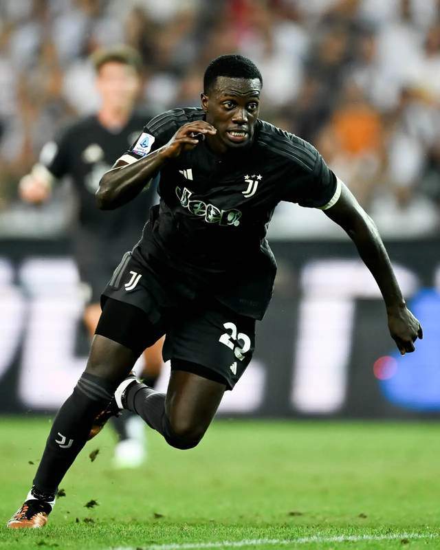 美国队小将崭露头角,打出精彩表现 美国队小将崭露头角,打出精彩表现