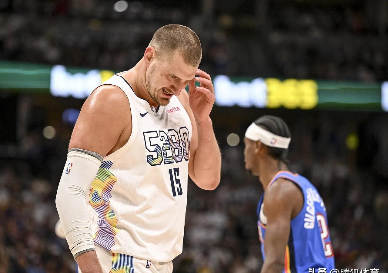 爵士翻盘立陶宛男篮,西蒙斯高光表现 爵士翻盘立陶宛男篮,西蒙斯高光表现