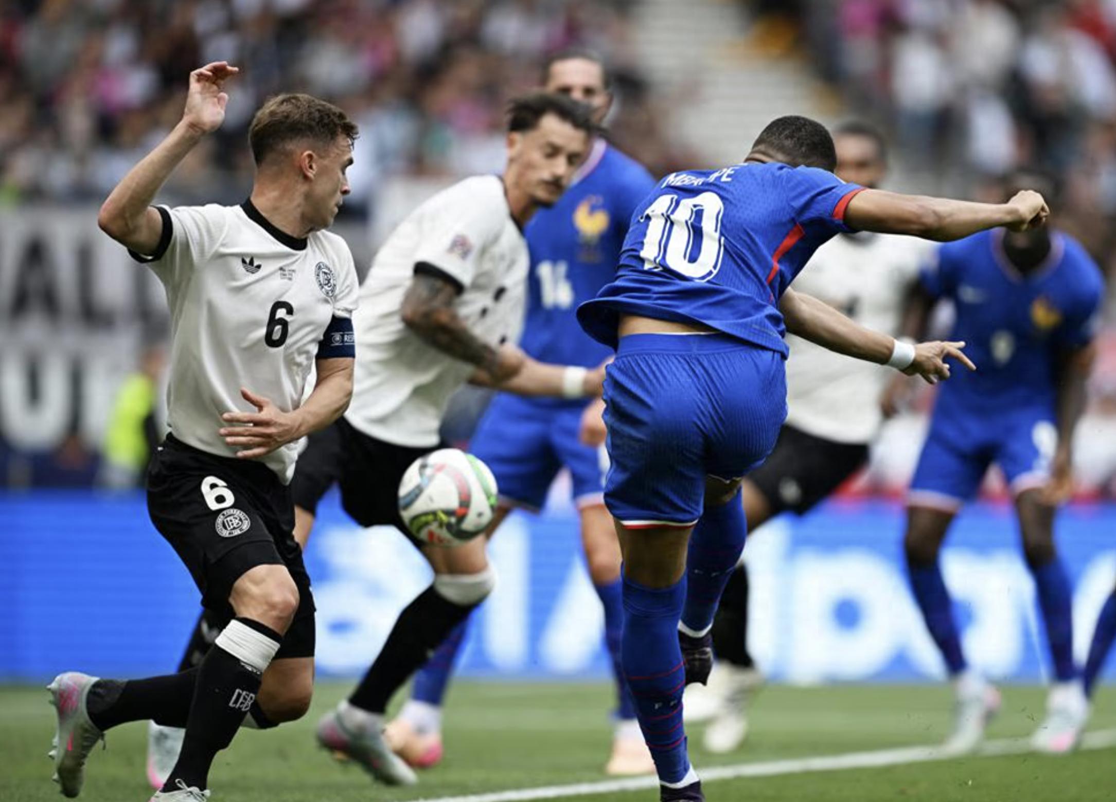 切尔西鏖战法国，萨拉赫统治全场