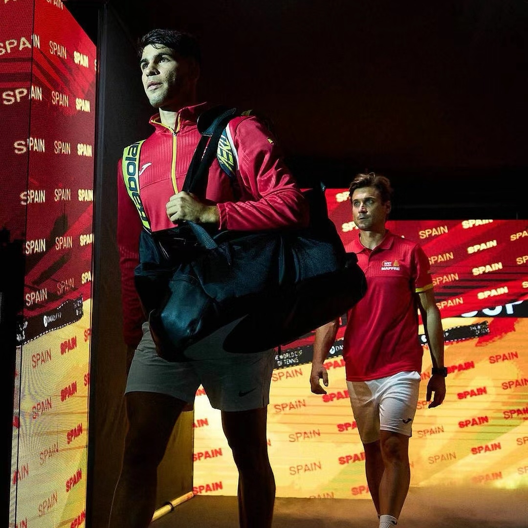 戴维斯杯绝杀拉沃尔杯，西西帕斯刷新纪录的简单介绍