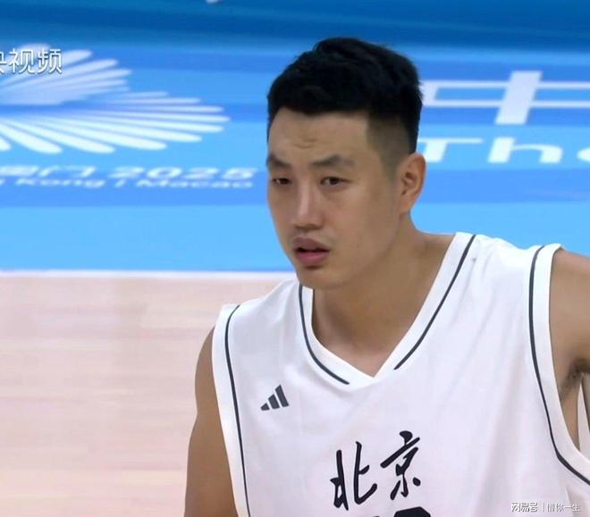 青岛队翻盘火箭，赵继伟关键制胜
