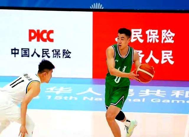 山东队逆转上海队，高诗岩关键制胜的简单介绍