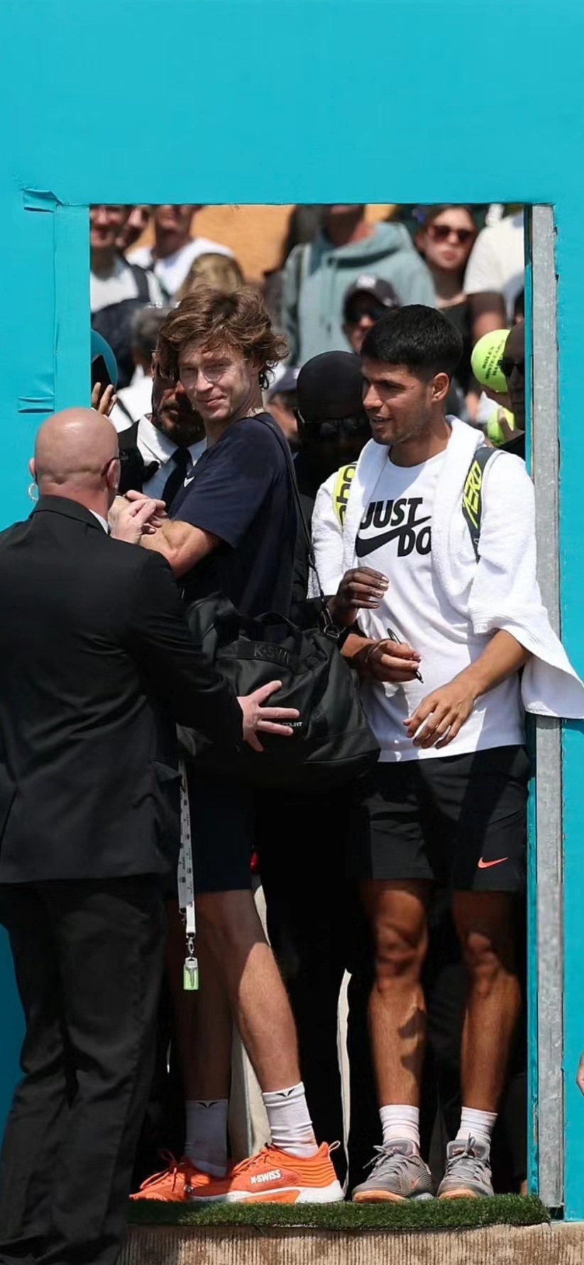 蒙特卡洛大师赛碾压戴维斯杯，阿尔卡拉斯统治全场的简单介绍