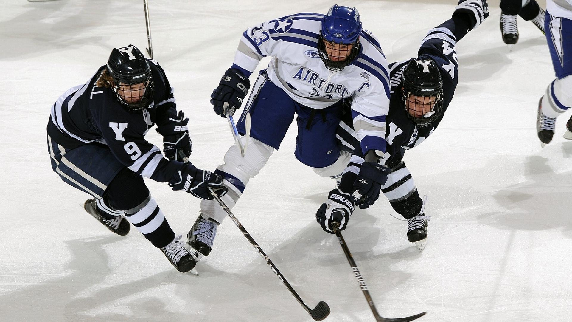 奥运周期关键战之夜，拉文状态火热点燃胜利希望