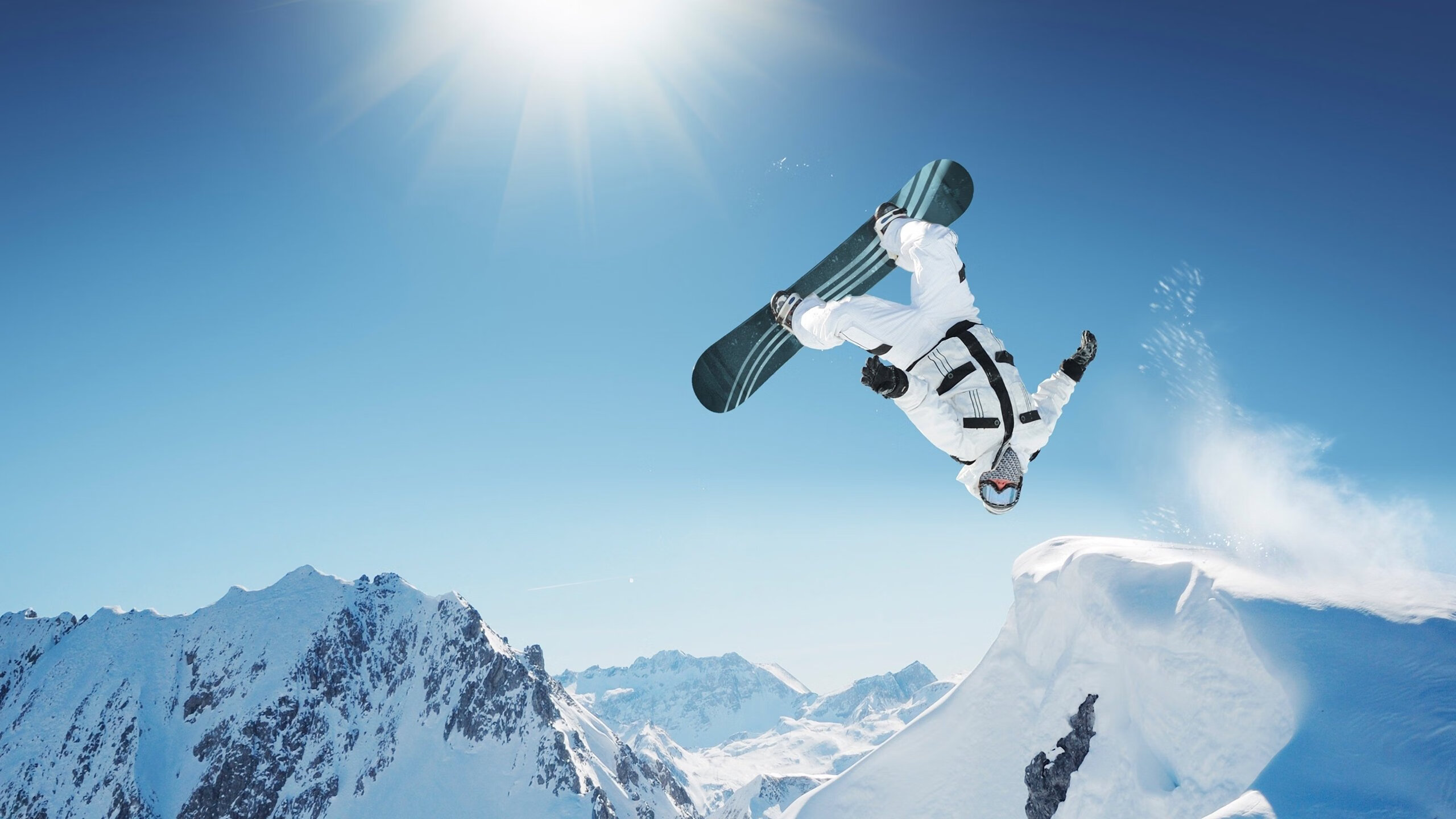 绝杀与纪录之夜，日本足球的逆袭与凯恩的历史性突破