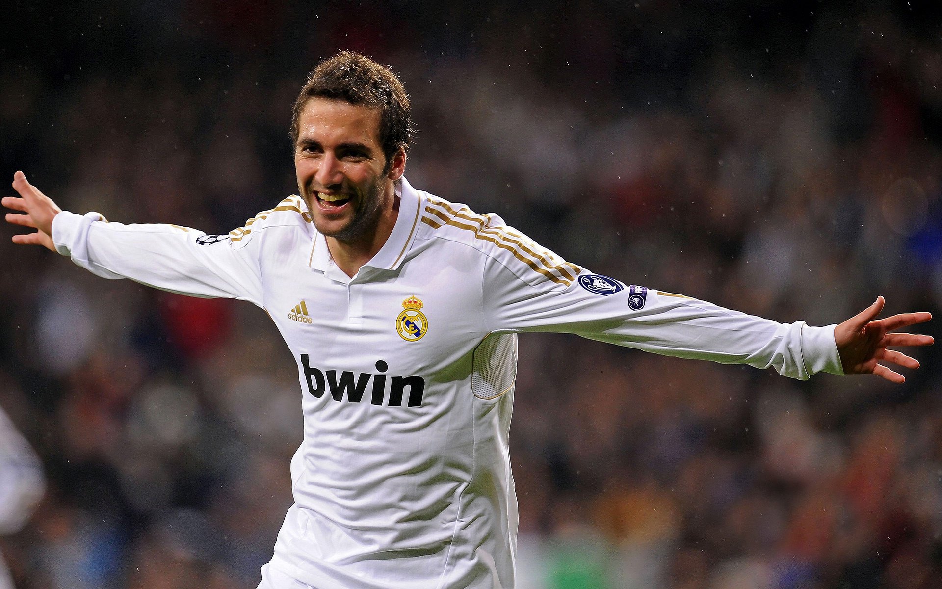 库尔图瓦点燃赛场之夜，切尔西逆转拜仁的永恒传奇